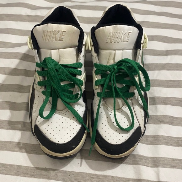 Nike sneakers - Picture 1 of 5